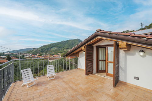 Foto 5 - Casa con 3 camere da letto a Pietrasanta con giardino e vista mare