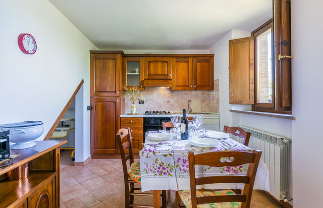 6 bedroom House in Castelnuovo di Val di Cecina with swimming pool and garden - Photo 23
