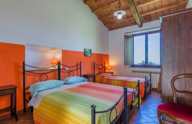 6 bedroom House in Castelnuovo di Val di Cecina with swimming pool and garden - Photo 50