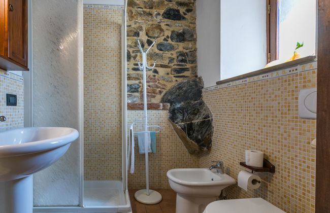6 bedroom House in Castelnuovo di Val di Cecina with swimming pool and garden - Photo 53