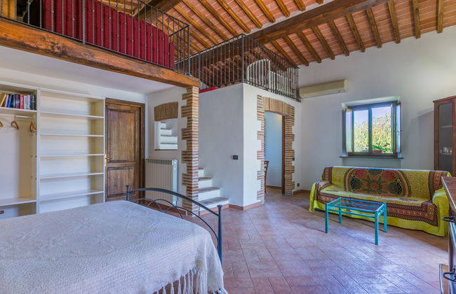 6 bedroom House in Castelnuovo di Val di Cecina with swimming pool and garden - Photo 19