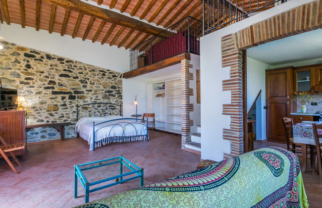 6 bedroom House in Castelnuovo di Val di Cecina with swimming pool and garden - Photo 21