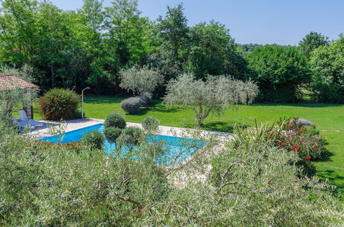 Photo 17 - Appartement de 2 chambres à Tar-Vabriga avec piscine et jardin