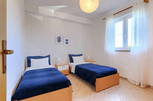 Foto 24 - Appartamento con 2 camere da letto a Tar-Vabriga con piscina e vista mare