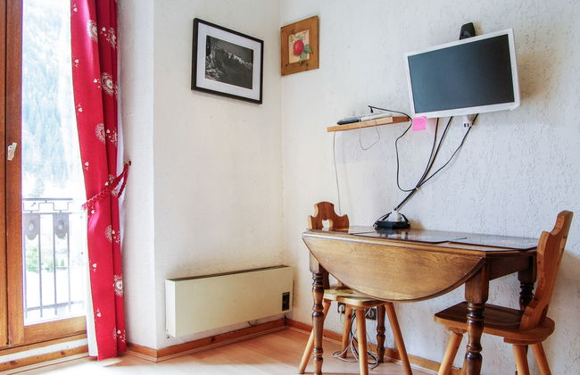 2 bedroom Apartment in Chamonix-Mont-Blanc - Photo 3