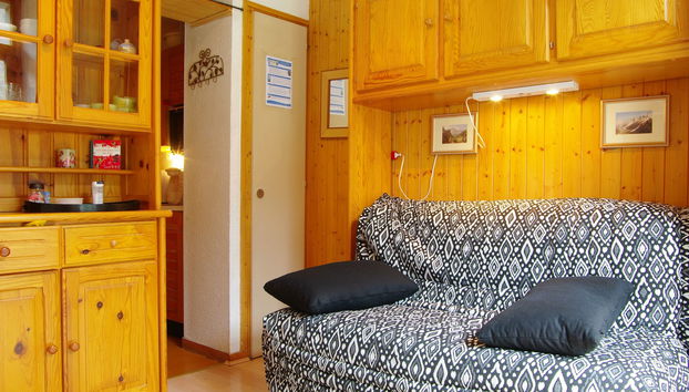 2 bedroom Apartment in Chamonix-Mont-Blanc - Photo 2