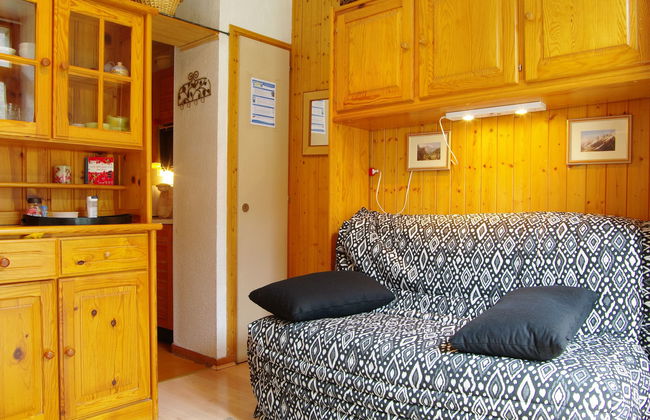 2 bedroom Apartment in Chamonix-Mont-Blanc - Photo 2