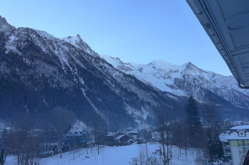 Foto 12 - Apartment mit 1 Schlafzimmer in Chamonix-Mont-Blanc mit blick auf die berge