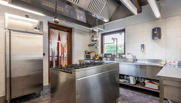 Haus mit 6 Schlafzimmern in Narzole mit schwimmbad und garten - Foto 5