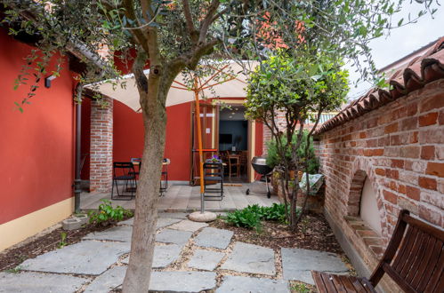 Photo 32 - Maison de 5 chambres à Narzole avec piscine et jardin