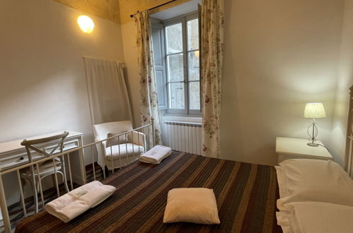 Foto 5 - Apartamento de 1 habitación en Finale Ligure con jardín y vistas al mar