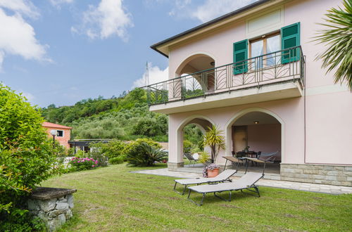 Photo 2 - 2 bedroom House in Sestri Levante with garden