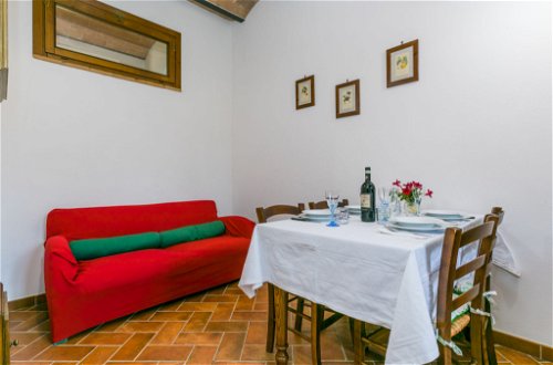 Foto 9 - Appartamento con 2 camere da letto a Volterra con piscina e giardino