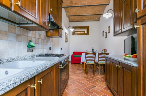Photo 4 - Appartement de 2 chambres à Volterra avec piscine et jardin