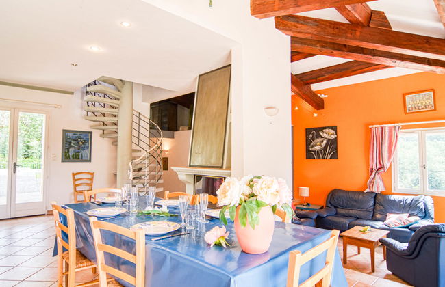 4 bedroom House in Carcès with private pool and garden - Photo 12