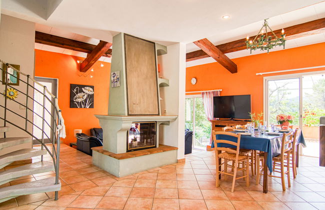 4 bedroom House in Carcès with private pool and garden - Photo 14