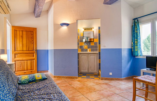 4 bedroom House in Carcès with private pool and garden - Photo 24