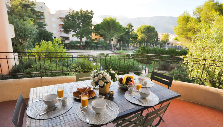 Photo 1 - Appartement de 1 chambre à Cavalaire-sur-Mer avec jardin et vues à la mer