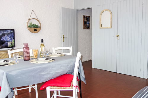 Photo 27 - 1 bedroom Apartment in Argelès-sur-Mer with swimming pool and garden