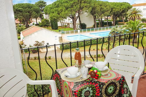 Photo 20 - 1 bedroom Apartment in Argelès-sur-Mer with swimming pool and garden