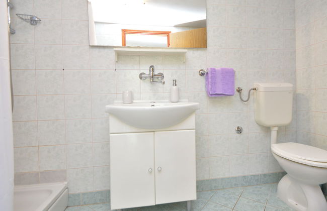 Apartment mit 2 Schlafzimmern in Sibenik mit garten und terrasse - Foto 17