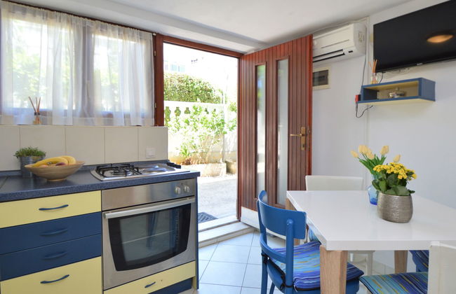 Apartment mit 2 Schlafzimmern in Sibenik mit garten und terrasse - Foto 7