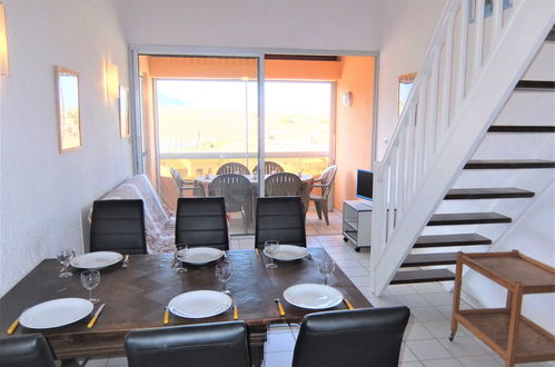 Photo 9 - 2 bedroom Apartment in Argelès-sur-Mer with swimming pool and sea view