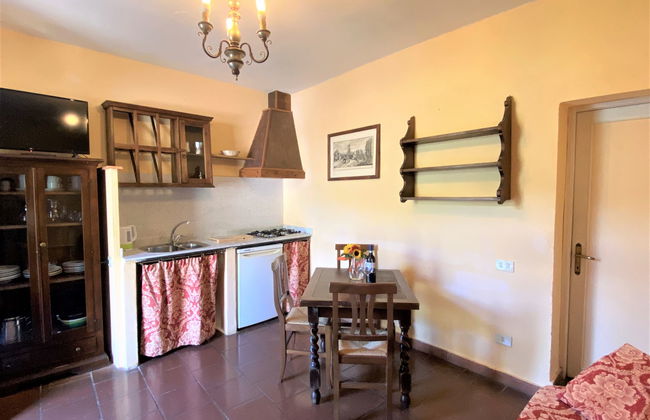 Apartamento de 2 quartos em Pelago com piscina e jardim - Foto 11