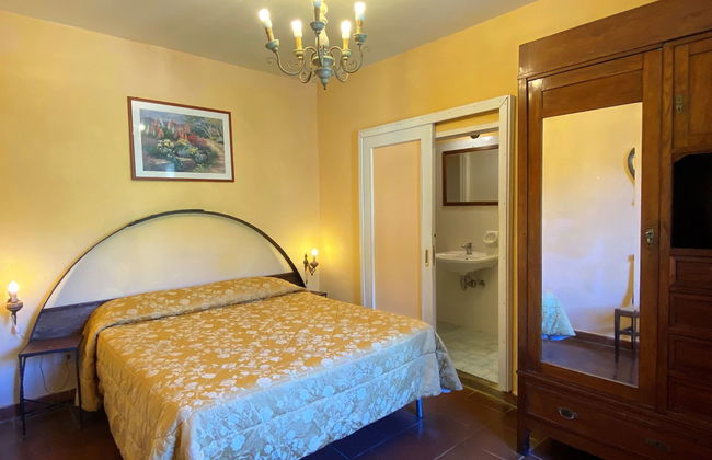 Apartamento de 2 quartos em Pelago com piscina e jardim - Foto 17