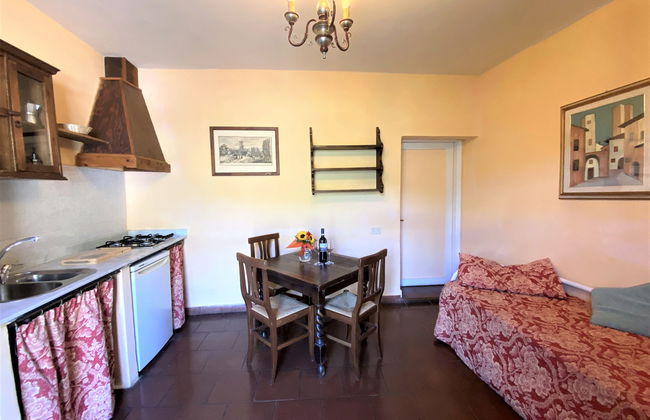 Apartamento de 2 quartos em Pelago com piscina e jardim - Foto 8