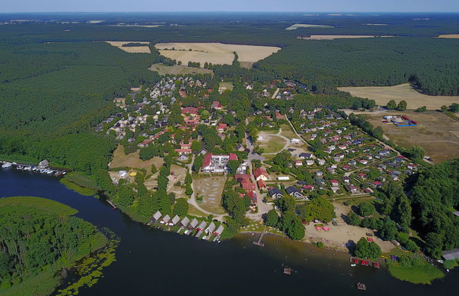 Casa de 3 quartos em Mirow com piscina e jardim - Foto 17