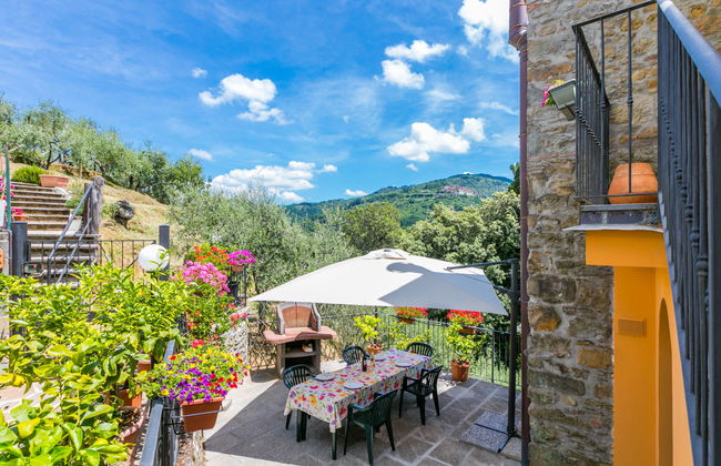 Apartamento de 3 quartos em Pescia com piscina e jardim - Foto 7