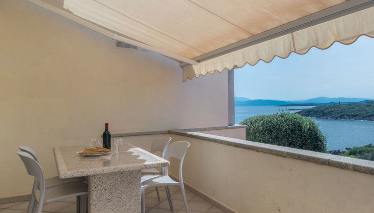 Photo 1 - Appartement de 1 chambre à Golfo Aranci avec piscine et jardin