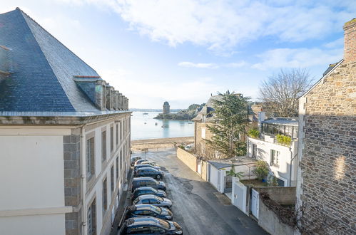 Foto 13 - Appartamento con 3 camere da letto a Saint-Malo con vista mare