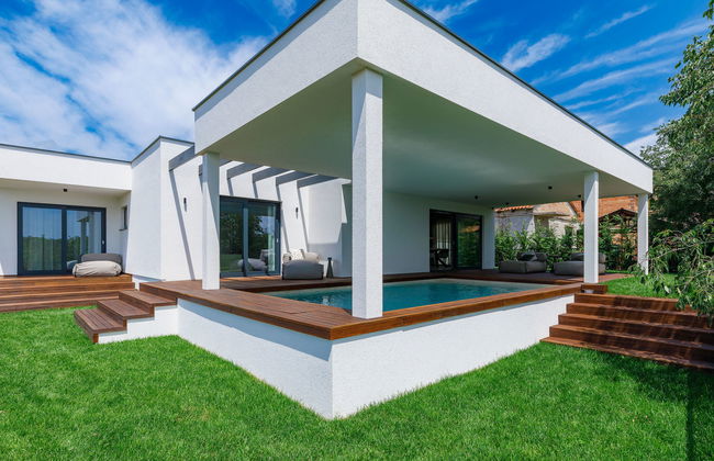 Casa de 3 quartos em Bale com piscina privada e jardim - Foto 30