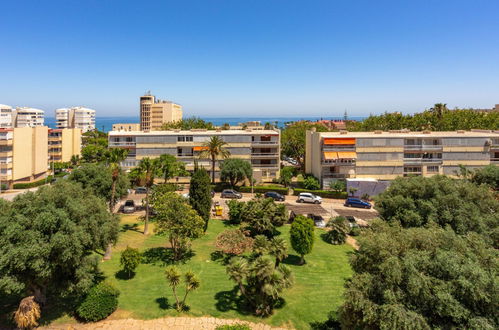 Foto 18 - Apartamento de 2 habitaciones en Torremolinos con jardín y terraza