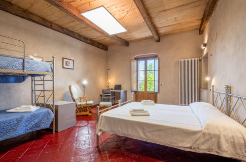 Foto 5 - Apartment mit 2 Schlafzimmern in Dronero mit garten und terrasse