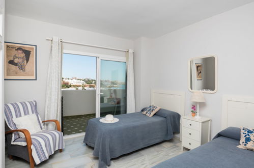 Foto 10 - Apartamento de 2 habitaciones en Estepona con piscina y vistas al mar