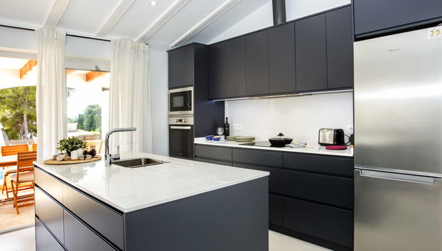 4 bedroom House in Jávea with private pool and garden - Photo 5