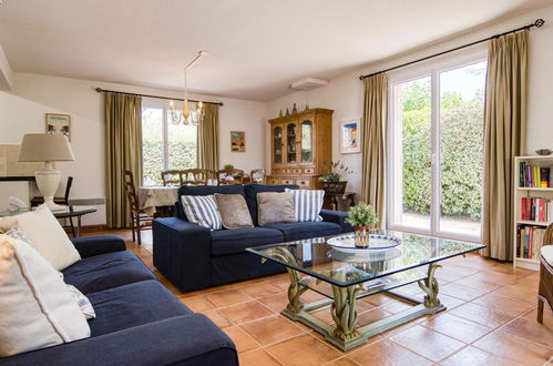 Photo 4 - Maison de 3 chambres à Nans-les-Pins avec piscine et terrasse