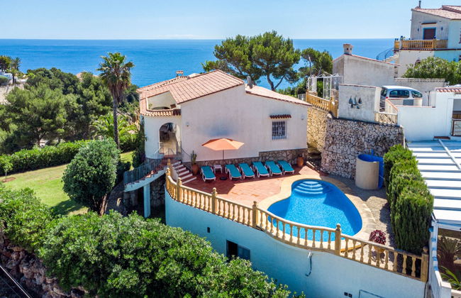 Casa de 4 quartos em Jávea com piscina privada e jardim - Foto 3