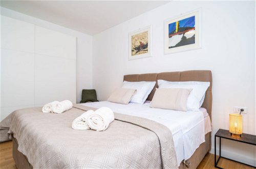 Foto 17 - Appartamento con 1 camera da letto a Ragusa con vista mare