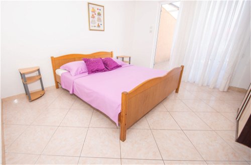 Foto 3 - Apartment mit 2 Schlafzimmern in Trogir mit terrasse und blick aufs meer
