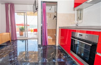 Foto 2 - Appartamento con 1 camera da letto a Trogir con terrazza e vista mare