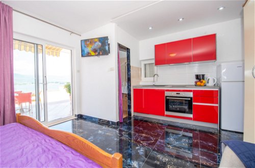 Foto 10 - Appartamento con 1 camera da letto a Trogir con terrazza e vista mare