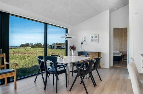 Foto 9 - Casa con 3 camere da letto a Harrerenden con terrazza e sauna