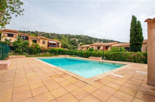 Photo 16 - Appartement de 1 chambre à Cavalaire-sur-Mer avec piscine et vues à la mer