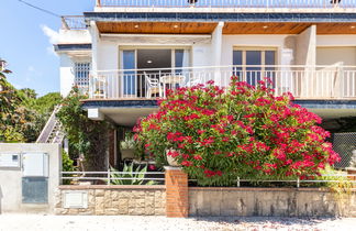 Foto 1 - Casa de 4 habitaciones en Torredembarra con jardín y vistas al mar