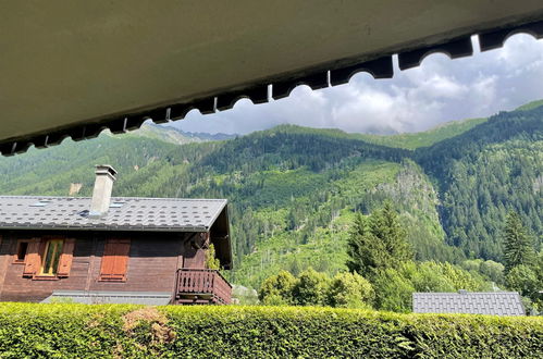 Photo 8 - Appartement de 3 chambres à Chamonix-Mont-Blanc avec piscine et vues sur la montagne