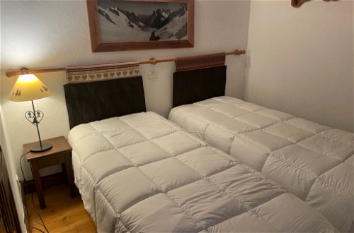 Foto 4 - Apartment mit 3 Schlafzimmern in Chamonix-Mont-Blanc mit schwimmbad und blick auf die berge